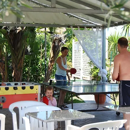 Дом отдыха Vacanze Paradise Vicino Cefalu Piscina Aperta Кампофеличе-ди-Роччелла