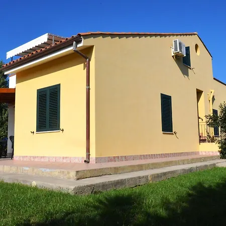 Holiday home Case Vacanze Paradise Beach